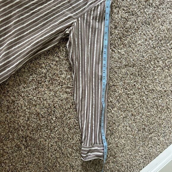 Gap Men’s Brown & White StripedCotton Button Down Classic Fit Shirt Size Large - Picture 11 of 13